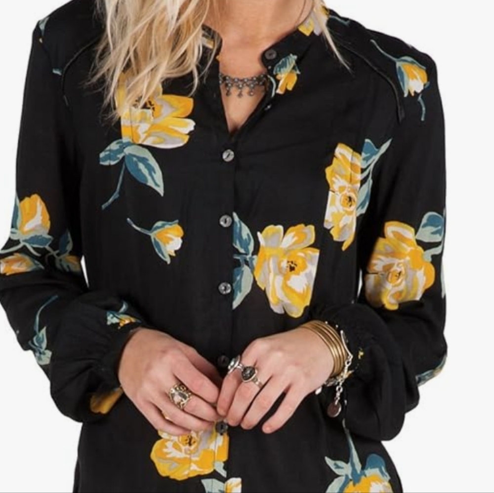 Volcom river walk top xs